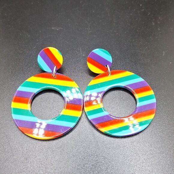 Rainbow hoop earrings multicolor geometric circles pride jewelry - Picture 2 of 4